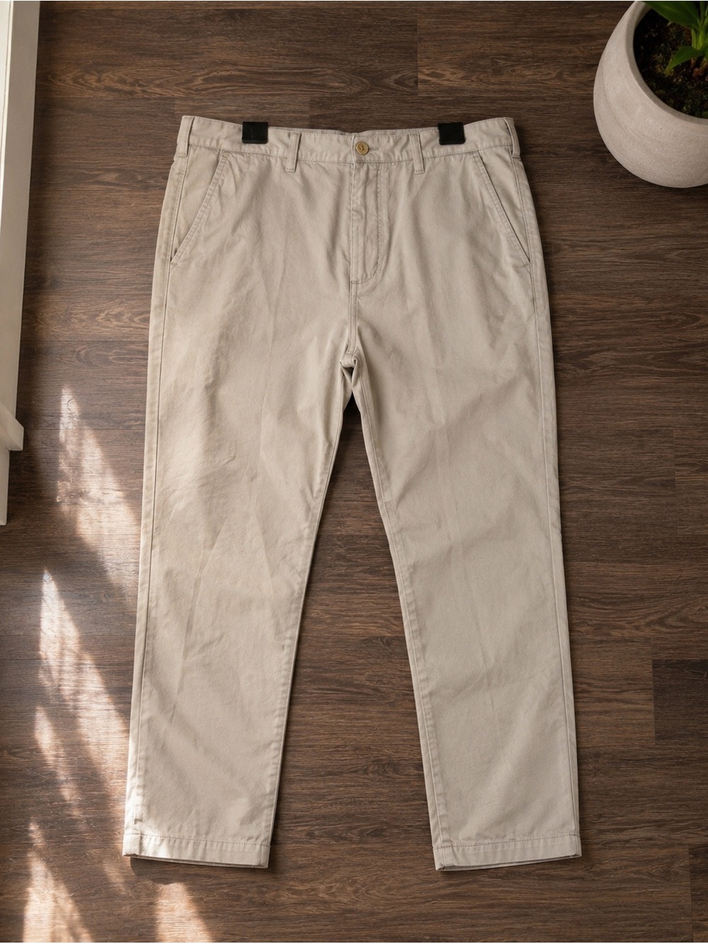 GAP Men's Chino Pants in Light Beige